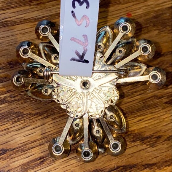 Vintage Green & Yellow Rhinestone Tri-Petaled Brooch - Picture 4 of 6